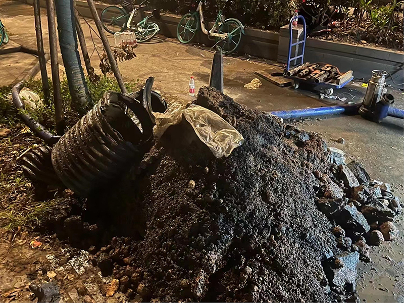 临淄本地下水道疏通师傅，不通不收费【距您500米】